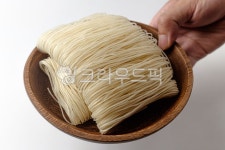 쌀국수, 국수, 면, 쌀, 건면, 사진,이미지,일러스트,캘리그라피 - Ntjdals2245작가 크라우드픽 - 저작권 걱정 없는 상업용 이미지