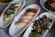 횟집, 초밥, 스끼다시, 스시, 스키다시, 사진,이미지,일러스트,캘리그라피 - 산타고라니작가 크라우드픽 - 저작권 걱정 없는 상업용 이미지