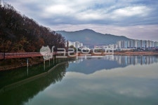 백운호수, 백운산, 호수, 인공호수, 의왕시, 사진,이미지,일러스트,캘리그라피 - Deep bLUE작가 크라우드픽 - 저작권 걱정 없는 상업용 이미지