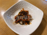 food, 반찬, 접시, 식물, 밑반찬, 사진,이미지,일러스트,캘리그라피 - SoheeManga작가 크라우드픽 - 저작권 걱정 없는 상업용 이미지