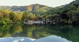 불장골, 저수지, 반영, 송곡지, 하늘, 사진,이미지,일러스트,캘리그라피 - sang9_4jin작가 크라우드픽 - 저작권 걱정 없는 상업용 이미지