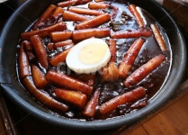 떡볶이, 짜장떡볶이, 맛집, 음식, 계란, 사진,이미지,일러스트,캘리그라피 - minji1116작가 크라우드픽 - 저작권 걱정 없는 상업용 이미지