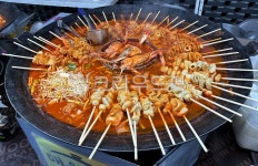 빨간오뎅, 오뎅, 어묵, 빨간, 매운, 사진,이미지,일러스트,캘리그라피 - 애롱작가 크라우드픽 - 저작권 걱정 없는 상업용 이미지