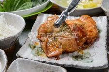 닭, 갈비, 닭갈비, 숯, 구이, 사진,이미지,일러스트,캘리그라피 - 2470mm작가 크라우드픽 - 저작권 걱정 없는 상업용 이미지