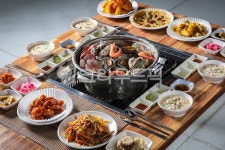 해물찜, 굴찜, 생굴, 굴, 대하찜, 사진,이미지,일러스트,캘리그라피 - 미미스튜디오작가 크라우드픽 - 저작권 걱정 없는 상업용 이미지