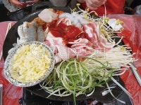 낙지해물삼합, 새우, 삼겹살, 파채, 콩나물, 사진,이미지,일러스트,캘리그라피 - 앙마작가 크라우드픽 - 저작권 걱정 없는 상업용 이미지