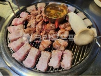 돼지고기, 연탄구이, 제주도돼지, 구이요리, 돼지, 사진,이미지,일러스트,캘리그라피 - currere작가 크라우드픽 - 저작권 걱정 없는 상업용 이미지