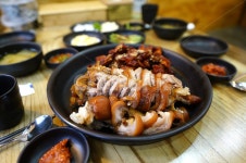 족발, 양념족발, 반반족발, 왕족발, 상차림, 사진,이미지,일러스트,캘리그라피 - 맛있는 사진작가 크라우드픽 - 저작권 걱정 없는 상업용 이미지