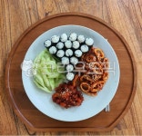 충무김밥, 오징어, 오징어무침, 낙지, 낙지젓갈, 사진,이미지,일러스트,캘리그라피 - 쟤클린작가 크라우드픽 - 저작권 걱정 없는 상업용 이미지