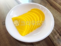 식당, 단무지, 노란무, 반찬, 중국집, 사진,이미지,일러스트,캘리그라피 - currere작가 크라우드픽 - 저작권 걱정 없는 상업용 이미지