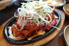 제육볶음, 제육, 고기, meat, koreanfood, 사진,이미지,일러스트,캘리그라피 - berehyj작가 크라우드픽 - 저작권 걱정 없는 상업용 이미지