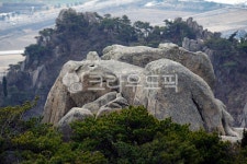 용봉산, 홍성용봉산, 바위산, 팔봉산, 산, 사진,이미지,일러스트,캘리그라피 - Deep bLUE작가 크라우드픽 - 저작권 걱정 없는 상업용 이미지