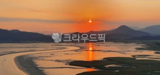 일몰, 자연, 붉은하늘, 낙조, 순천, 사진,이미지,일러스트,캘리그라피 - 봄으로가는길작가 크라우드픽 - 저작권 걱정 없는 상업용 이미지