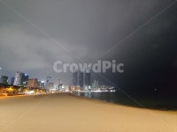 부산, 해운대, 밤바다, 자연, 모래, 사진,이미지,일러스트,캘리그라피 - Ngo1004581작가 크라우드픽 - 저작권 걱정 없는 상업용 이미지