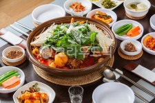 닭요리, 닭도리탕, 닭매운탕, 닭볶음탕, 토종닭, 사진,이미지,일러스트,캘리그라피 - 미미스튜디오작가 크라우드픽 - 저작권 걱정 없는 상업용 이미지
