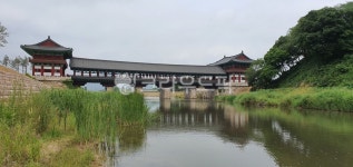 경주, 월정교, 반월성, 건물, 건축물, 사진,이미지,일러스트,캘리그라피 - 국화향기작가 크라우드픽 - 저작권 걱정 없는 상업용 이미지