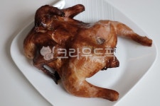 움식, 접시, roast, 구운, 통닭, 사진,이미지,일러스트,캘리그라피 - 비타미니작가 크라우드픽 - 저작권 걱정 없는 상업용 이미지