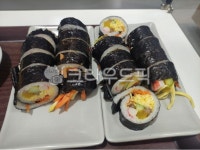 김밥, 간편식, 소풍, 나들이, 슬라이스, 사진,이미지,일러스트,캘리그라피 - Nkshint73작가 크라우드픽 - 저작권 걱정 없는 상업용 이미지