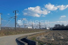 시골, 전원, 논, 밭, 농로, 사진,이미지,일러스트,캘리그라피 - Deep bLUE작가 크라우드픽 - 저작권 걱정 없는 상업용 이미지