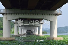다리, freeway, 다리밑, 양수리, 도로, 사진,이미지,일러스트,캘리그라피 - 상수리나무작가 크라우드픽 - 저작권 걱정 없는 상업용 이미지