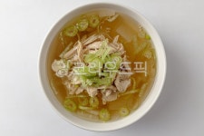 닭곰탕, 닭고기, 닭육수, 육수, 국물, 사진,이미지,일러스트,캘리그라피 - Ntjdals2245작가 크라우드픽 - 저작권 걱정 없는 상업용 이미지
