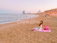 스페인, 바르셀로네타, 해변, 노을, 미소, 사진,이미지,일러스트,캘리그라피 - richgirl작가 크라우드픽 - 저작권 걱정 없는 상업용 이미지