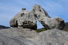 용봉산, 홍성용봉산, 산, 팔봉산, 충남금강산, 사진,이미지,일러스트,캘리그라피 - Deep bLUE작가 크라우드픽 - 저작권 걱정 없는 상업용 이미지