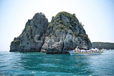 해금강, 거제도, 유람선, 해상관광, 거제여행, 사진,이미지,일러스트,캘리그라피 - 에레스뚜작가 크라우드픽 - 저작권 걱정 없는 상업용 이미지