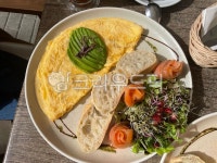 오믈렛, 브런치, brunch, omelette, 연어, 사진,이미지,일러스트,캘리그라피 - 히냐작가 크라우드픽 - 저작권 걱정 없는 상업용 이미지