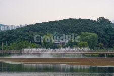 분수, 분사, 호수, 레일바이크, 반영, 사진,이미지,일러스트,캘리그라피 - 퓨처작가 크라우드픽 - 저작권 걱정 없는 상업용 이미지