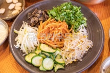 산채비빔밥, 한국음식, 비빔밥, 건강식, 건강음식, 사진,이미지,일러스트,캘리그라피 - 사랑으로작가 크라우드픽 - 저작권 걱정 없는 상업용 이미지