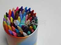 사인펜, 색연필, 컬러펜, 플러스펜, 문구용품, 사진,이미지,일러스트,캘리그라피 - Nsyys486작가 크라우드픽 - 저작권 걱정 없는 상업용 이미지
