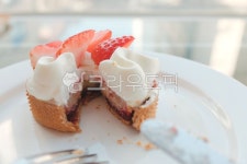 그릇, 음식, food, plate, 디저트, 사진,이미지,일러스트,캘리그라피 - bigpicturechem작가 크라우드픽 - 저작권 걱정 없는 상업용 이미지