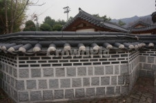 한옥, 전통가옥, 돌담, 한국전통가옥, 옛날집, 사진,이미지,일러스트,캘리그라피 - JHstusio작가 크라우드픽 - 저작권 걱정 없는 상업용 이미지