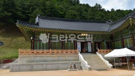 평창상원사문수전, 강원도, 평창, 오대산, 상원사, 사진,이미지,일러스트,캘리그라피 - 행복신작가 크라우드픽 - 저작권 걱정 없는 상업용 이미지