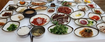 식사, food, 음식, 한식, 잔치상, 사진,이미지,일러스트,캘리그라피 - 작은새작가 크라우드픽 - 저작권 걱정 없는 상업용 이미지