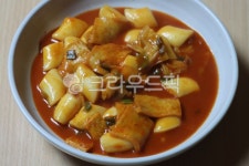 떡볶이, 분식, 음식, 접시, food, 사진,이미지,일러스트,캘리그라피 - joyfulharu작가 크라우드픽 - 저작권 걱정 없는 상업용 이미지