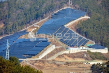 태양광, 친환경에너지, 시골풍경, 대체에너지, 에너지, 사진,이미지,일러스트,캘리그라피 - 포토비작가 크라우드픽 - 저작권 걱정 없는 상업용 이미지