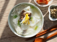 떡만두국, 떡국, 만두국, 떡, 한식, 사진,이미지,일러스트,캘리그라피 - jameshan3035작가 크라우드픽 - 저작권 걱정 없는 상업용 이미지