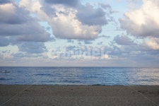 바다, 구름, 낙산해수욕장, 해수욕장, 해변, 사진,이미지,일러스트,캘리그라피 - cheerywave작가 크라우드픽 - 저작권 걱정 없는 상업용 이미지