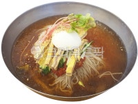 냉면, 물냉면, 밀면, 물밀면, 막국수, 사진,이미지,일러스트,캘리그라피 - CAS작가 크라우드픽 - 저작권 걱정 없는 상업용 이미지