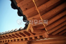 처마, 한옥, 매화당, 봉은사, 불교사찰, 사진,이미지,일러스트,캘리그라피 - Deep bLUE작가 크라우드픽 - 저작권 걱정 없는 상업용 이미지