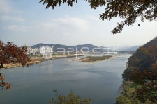 금강, 공산성, 공주산성, 공주도심, 산성, 사진,이미지,일러스트,캘리그라피 - Deep bLUE작가 크라우드픽 - 저작권 걱정 없는 상업용 이미지