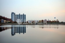 광교저수지, 광교산입구, 저수지, 호수, 건물, 사진,이미지,일러스트,캘리그라피 - darksaza99작가 크라우드픽 - 저작권 걱정 없는 상업용 이미지