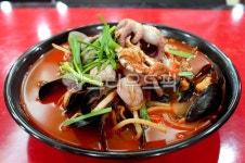 매운짬뽕, 해물짬뽕, 짬뽕, 해장짬뽕, 음식, 사진,이미지,일러스트,캘리그라피 - REGON427작가 크라우드픽 - 저작권 걱정 없는 상업용 이미지