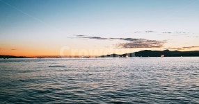 바다, 노을, 자연, 풍경, 불빛, 사진,이미지,일러스트,캘리그라피 - Nwlaudekf작가 크라우드픽 - 저작권 걱정 없는 상업용 이미지