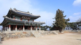 남한산성, 수어장대, 건물, 건축물, 산, 사진,이미지,일러스트,캘리그라피 - 미지바라기작가 크라우드픽 - 저작권 걱정 없는 상업용 이미지