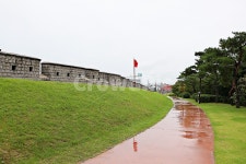 수원화성, 서, 성곽, 길, 둘레길, 사진,이미지,일러스트,캘리그라피 - 함께사는세상작가 크라우드픽 - 저작권 걱정 없는 상업용 이미지