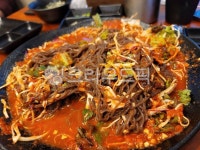 국수, 막국수, 쟁반국수, 비빔국수, 비빔막국수, 사진,이미지,일러스트,캘리그라피 - 박한세작가 크라우드픽 - 저작권 걱정 없는 상업용 이미지