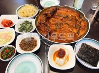 코다리조림, 코다리찜, 명태조림, 명태찜, 조림, 사진,이미지,일러스트,캘리그라피 - 먹방작가 크라우드픽 - 저작권 걱정 없는 상업용 이미지